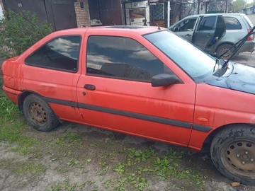 Авто Ford Escort 1996 № 8767190