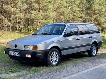 Авто Volkswagen Passat Variant 1991 № 8767200
