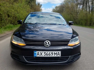Авто Volkswagen Jetta 2013 № 8767394