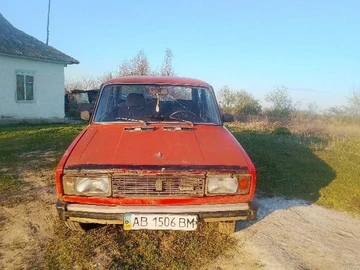 Авто ВАЗ 2105 1985 № 8767401