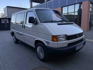 Авто Volkswagen Transporter 2000 № 8767498