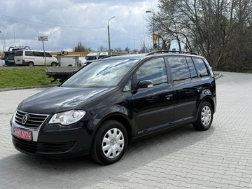 Авто Volkswagen Touran 2008 № 8768034