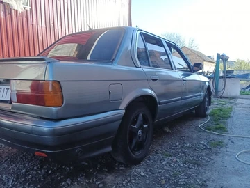 Авто BMW 3 Серия 1987 № 8768160