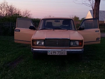Авто ВАЗ 2107 1988 № 8768550