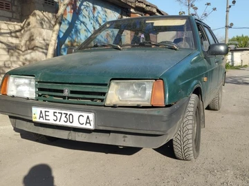 Авто ВАЗ 2109 1999 № 8768574