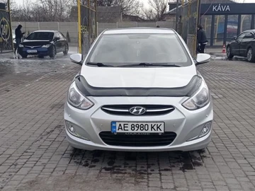 Авто Hyundai Accent 2015 № 8768581