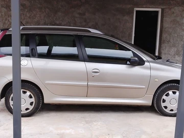 Авто Peugeot 206 2006 № 8768620