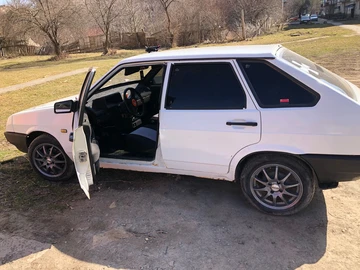 Авто ВАЗ 2109 1994 № 8768802