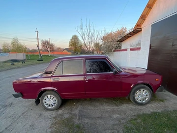 Авто ВАЗ 2105 1987 № 8768806