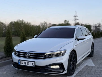 Авто Volkswagen Passat Variant 2019 № 8768812
