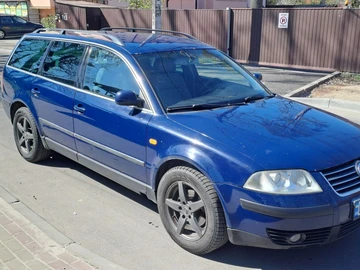 Авто Volkswagen Passat Variant 2002 № 8768879