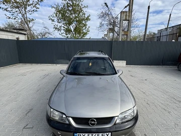 Авто Opel Vectra 1998 № 8768934