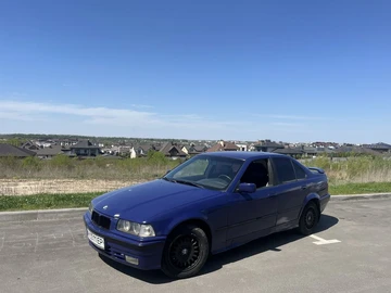 Авто BMW 3 Серия 1993 № 8769049