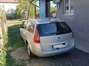 Авто Renault 4 2008 № 8769147