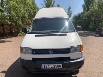 Авто Volkswagen Transporter 1996 № 8769608