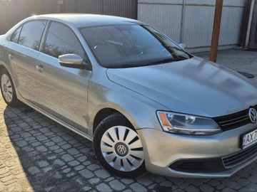 Авто Volkswagen Jetta 2012 № 8769623