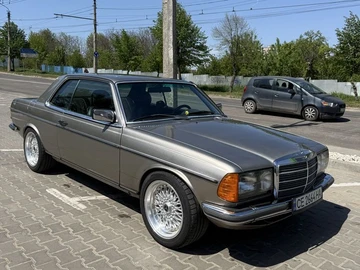 Авто Mercedes Coupe 1980 № 8769639
