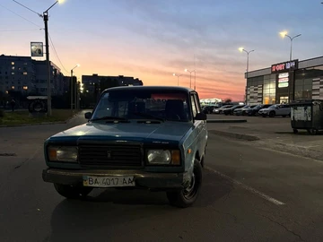 Авто ВАЗ 2107 2004 № 8770043