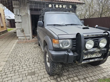 Авто Mitsubishi Pajero 1997 № 8770072