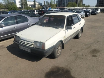 Авто ВАЗ 21099 1999 № 8770078