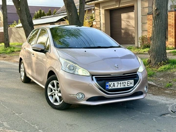 Авто Peugeot 208 2014 № 8770217