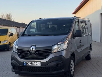 Авто Renault Trafic 2015 № 8770296