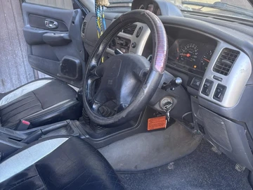 Авто Mitsubishi L 200 2005 № 8770374