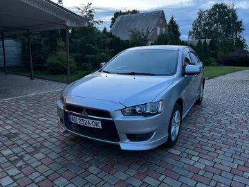 Авто Mitsubishi Lancer 2010 № 8770410