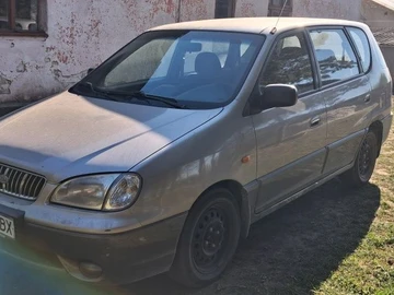 Авто KIA Carens 2002 № 8770397