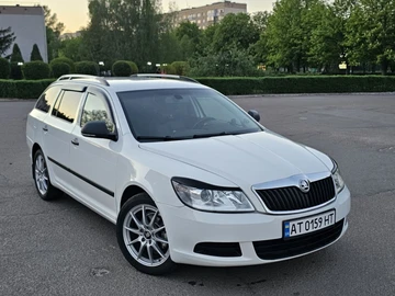 Авто Skoda Octavia 2009 № 8770435