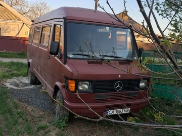 Авто Mercedes T-Mod  1991 № 8770608