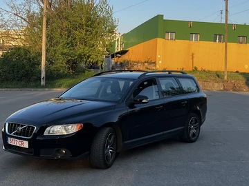 Авто Volvo V70 2008 № 8770623