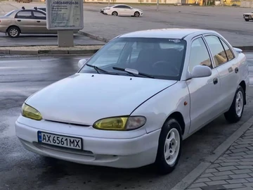 Авто Hyundai Accent 1997 № 8770671