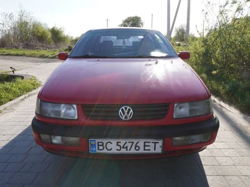 Авто Volkswagen Passat Sedan 1994 № 8770673