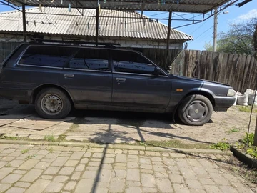 Авто Toyota Camry 1987 № 8770770