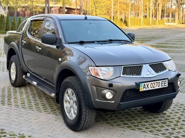 Авто Mitsubishi L 200 2010 № 8770830
