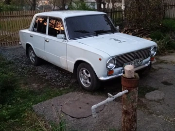 Авто ВАЗ 2101 1974 № 8770833