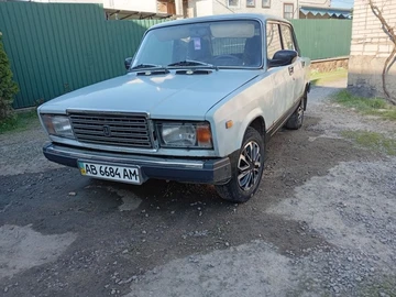 Авто ВАЗ 2107 1990 № 8771097