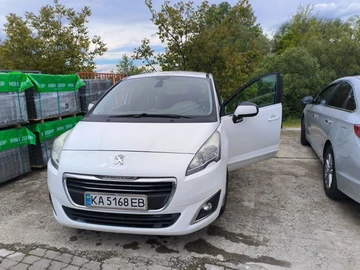 Авто Peugeot 5008 2016 № 8771269