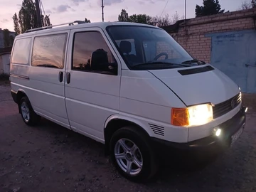 Авто Volkswagen Transporter 1999 № 8771346