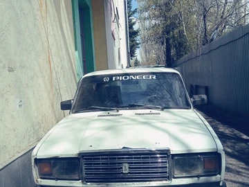 Авто ВАЗ 2107 1992 № 8771782