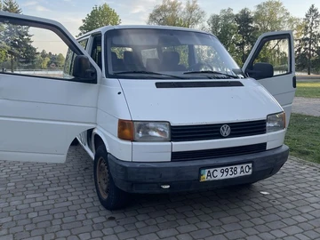 Авто Volkswagen Transporter 1992 № 8771883