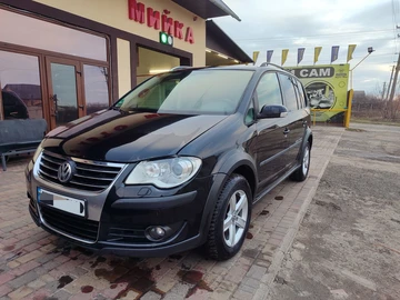 Авто Volkswagen Touran 2007 № 8772099
