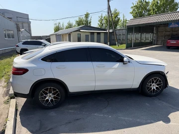 Авто Mercedes Glc 2018 № 8772261