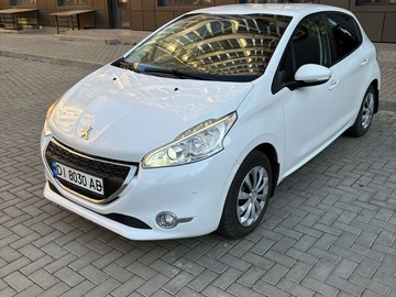 Авто Peugeot 208 2013 № 8772468