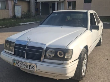 Авто Mercedes W124 1985 № 8772525