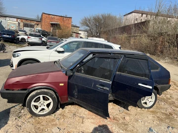 Авто ВАЗ 2109 2004 № 8772534