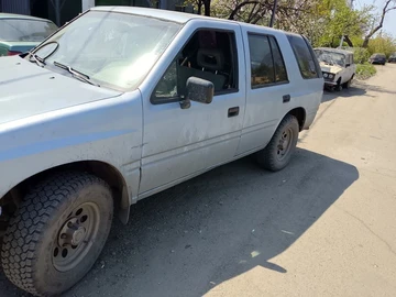 Авто Isuzu Rodeo 2003 № 8772615