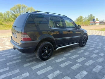 Авто Mercedes Ml Серия 2001 № 8772730