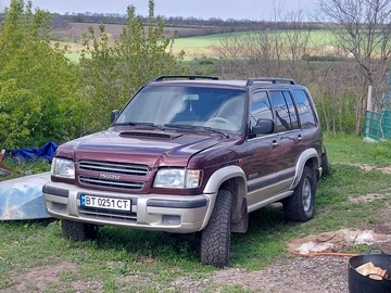 Авто Isuzu Trooper 2000 № 8772969
